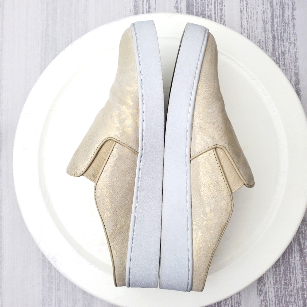 VIONIC Womens Dakota Light Gold Slip On Clog Sneaker Mule Size 8.5 - Picture 5 of 15